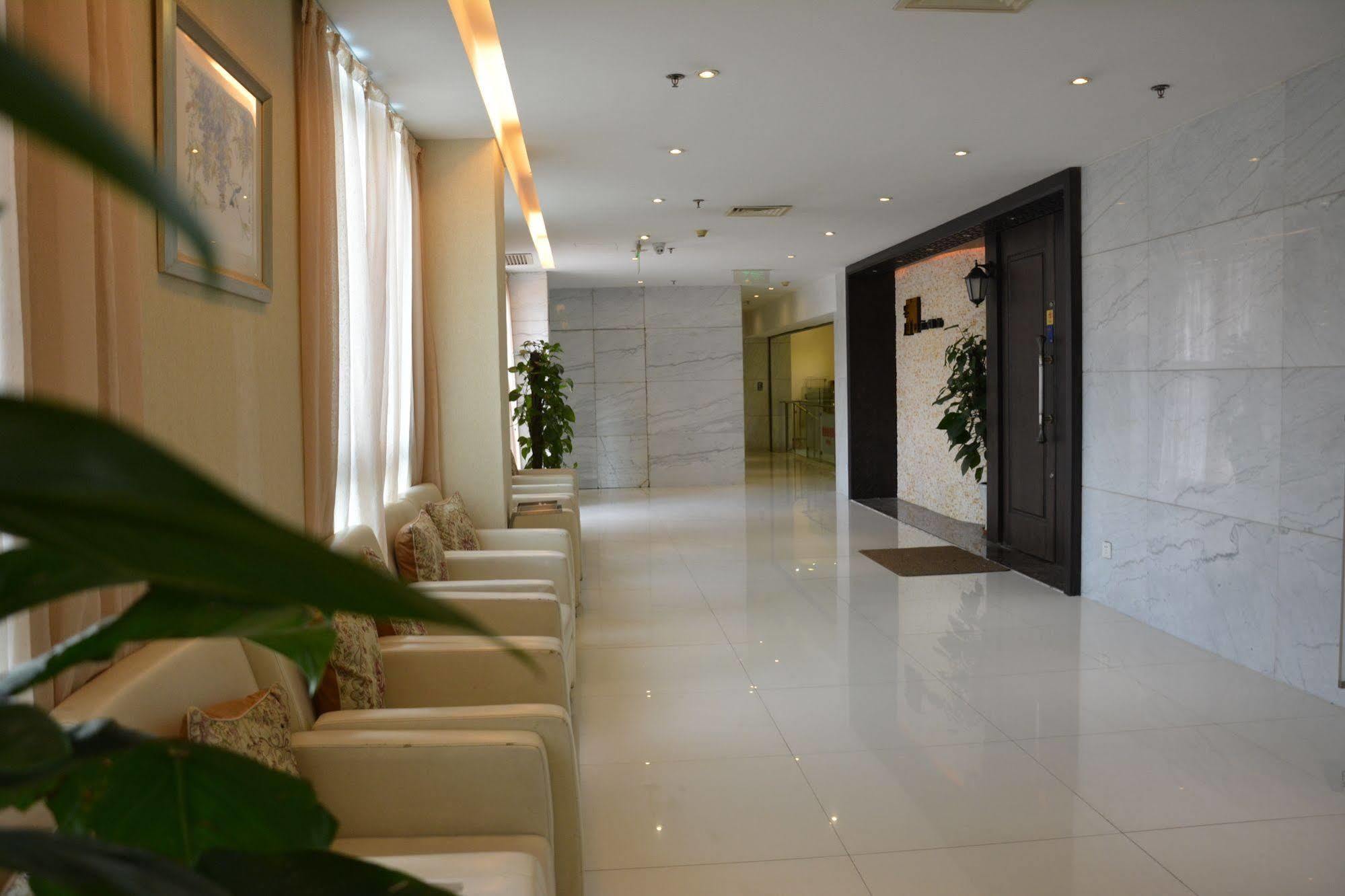 Radiance Hotel Shanghai Esterno foto