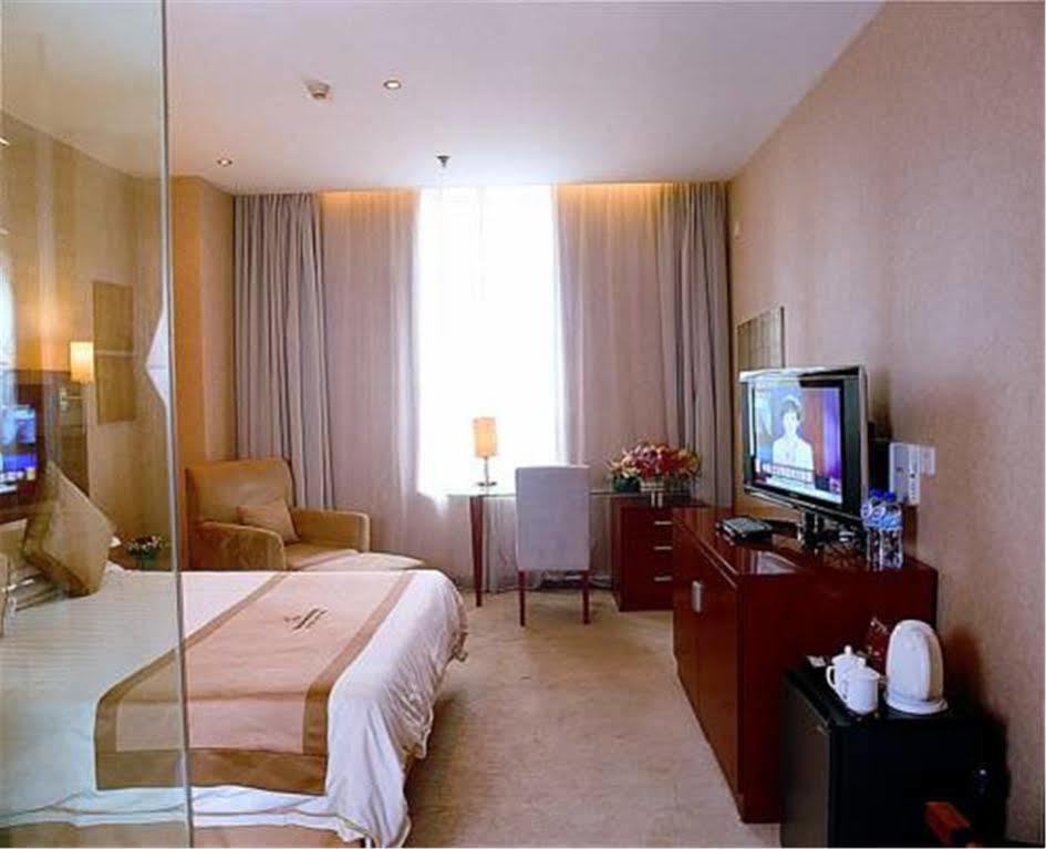 Radiance Hotel Shanghai Esterno foto